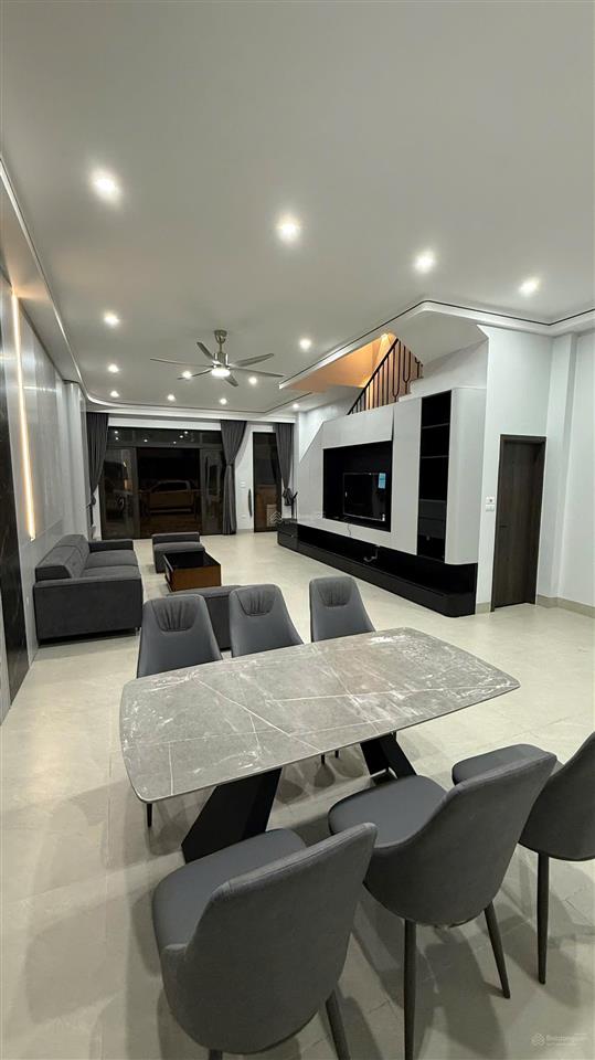 Bán shophouse nhìn sang quỹ đất trường học quốc tế,hoàn thiện đầy đủ đang cho chuyên gia thuê 16tr