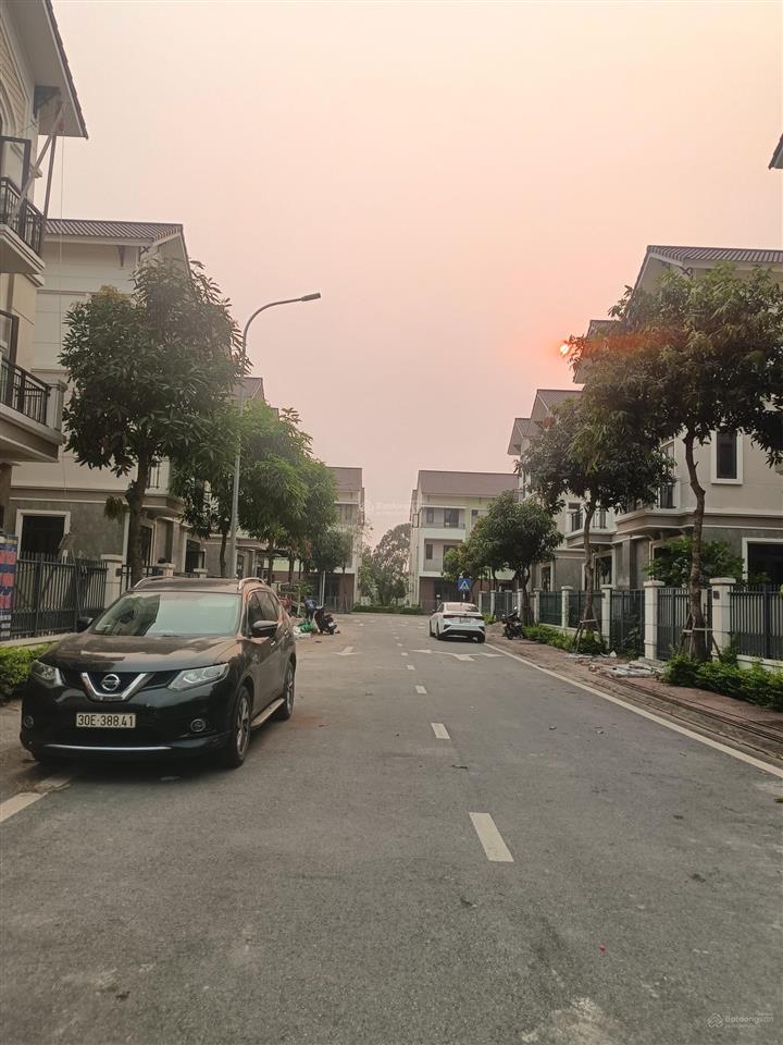 Bán shophouse vị trí đẹp trong khu đô thị singapore,ở hay cho chuyên gia nước ngoài thuê được giá.