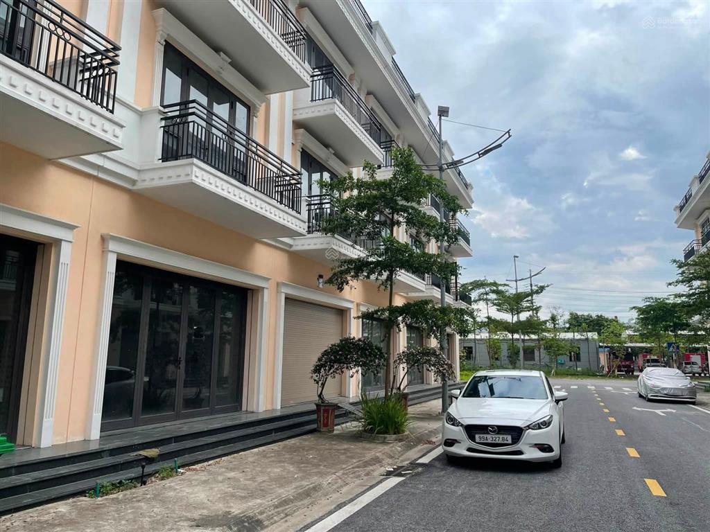 Bán shophouse 4 tầng trong khu đô thị singapore, ở hay cho chuyên gia thuê được giá 20tr/ tháng