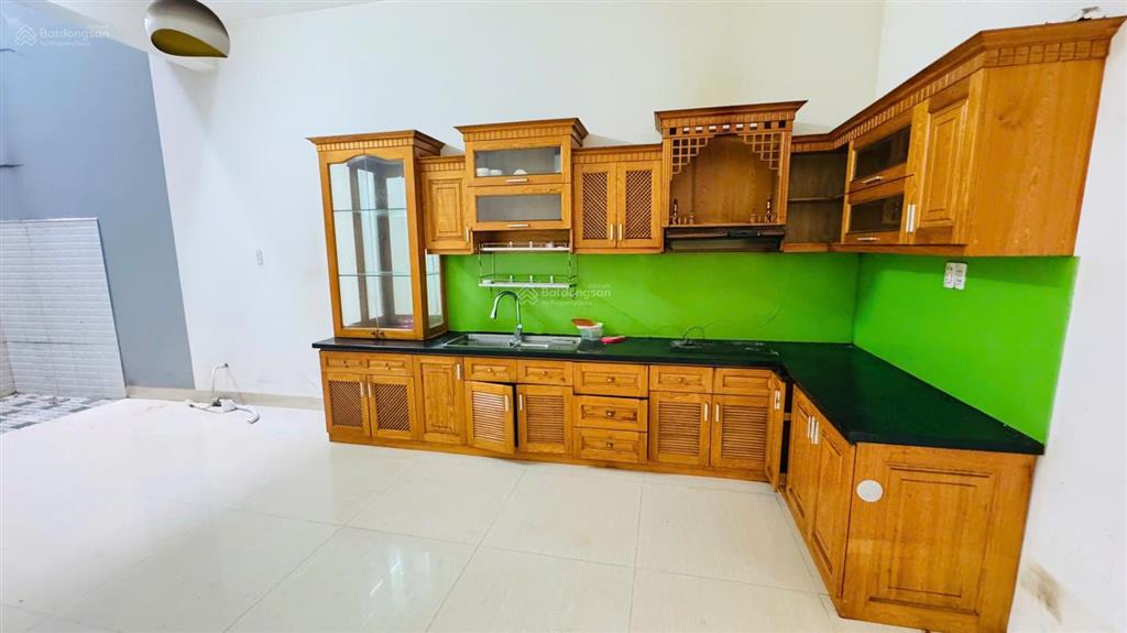 Cho thuê nhà mặt tiền quang trung bmt, diện tích lớn, phù hợp gara showroom kho hàng văn phòng