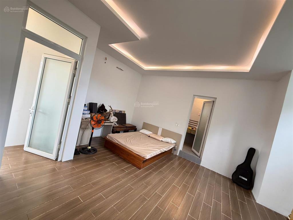 Giảm ngay 10 tỷ! bán nhà yến 6 tầng 1.753,5m², 2 mặt tiền, gần trung tâm buôn ma thuột, giá tốt