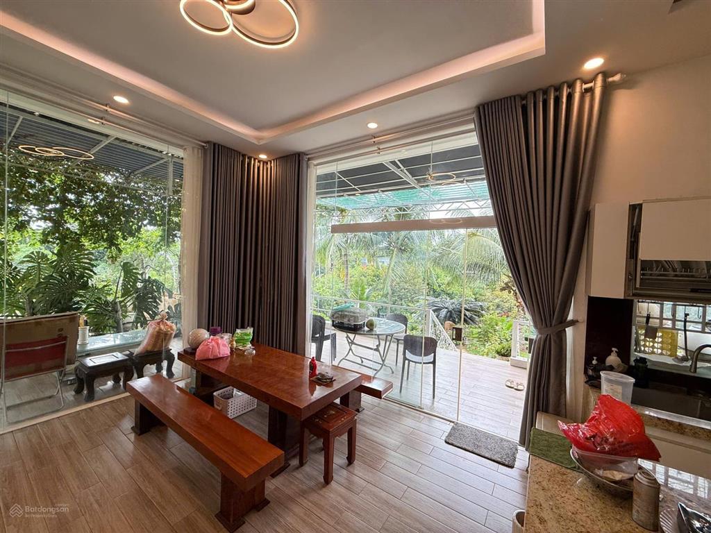 Giảm ngay 10 tỷ! bán nhà yến 6 tầng 1.753,5m², 2 mặt tiền, gần trung tâm buôn ma thuột, giá tốt