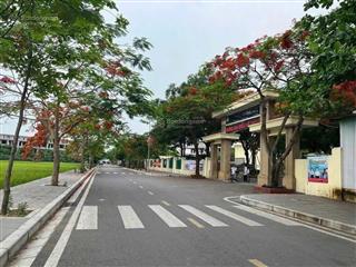 Nhỉnh 3 tỉ có lô góc 55m phù khê 2 ô tô tránh 100m ra trục chính trường, ủy ban, công viên