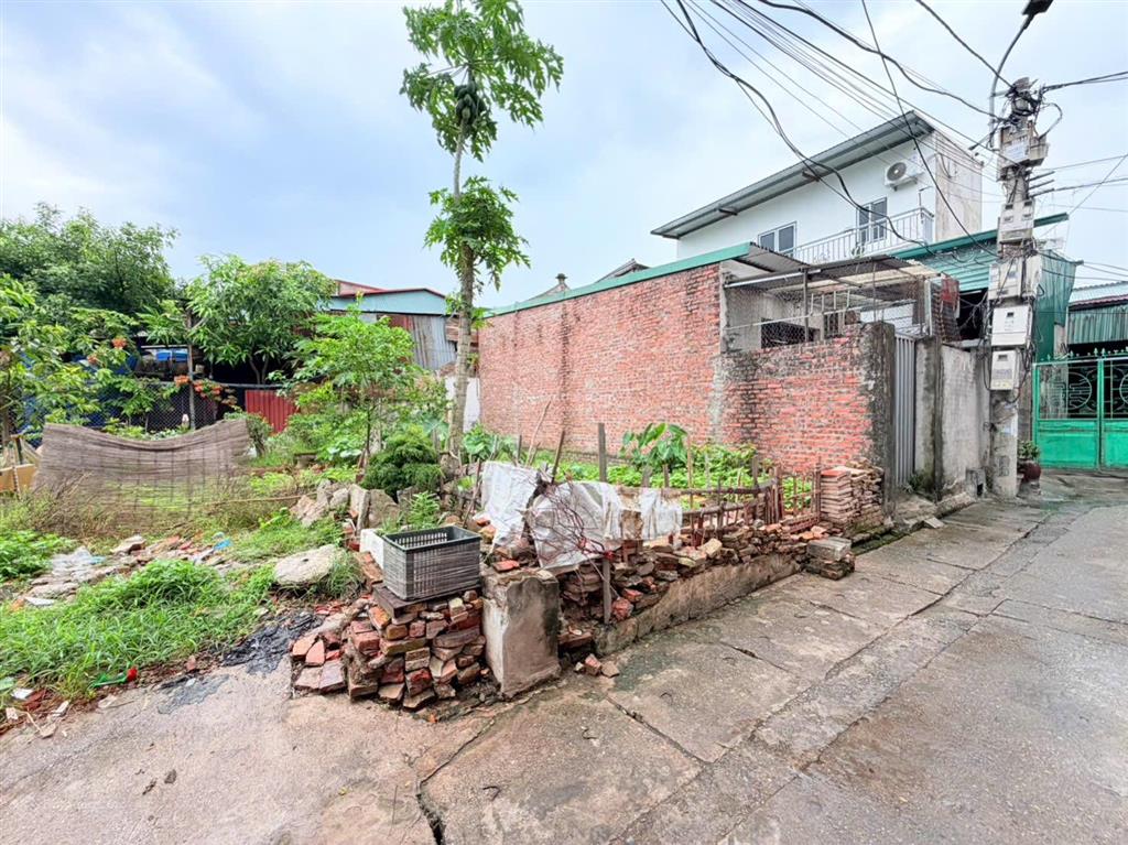 Hàng hot bán nhanh lô đất đẹp đường thông  khu phố mai động  phù khê từ sơn