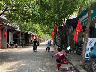 Vị trí sầm uất tiến bào, từ sơn. hàng đẹp chính chủ, vị trí thuận tiện cả ở kinh doanh đầu tư.