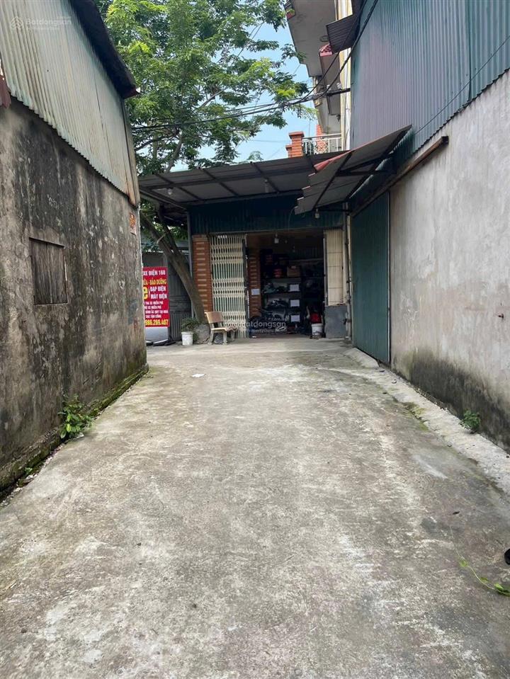 Hương mạc đất có sẵn lán xưởng, giá mềm! 60m2, cách trục hương mạc thiết bình vân hà c