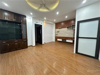Nhà đẹp 5 tầng bồ đề  ga ra ô tô  vừa ở vừa kinh doanh  mặt tiền bề thế  ba bước ra phố.