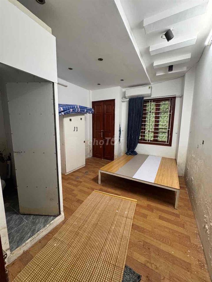 Phòng trọ đường Láng giá 3tr. Không chung chủ. Full đồ cơ bản.