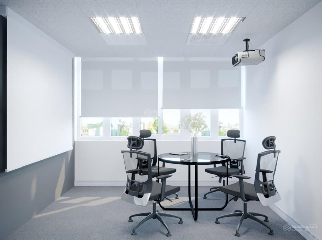 Cho thuê văn phòng tòa nhà 12 tầng, phố phó đức chính, ba đình, dt 125m2 giá 27tr