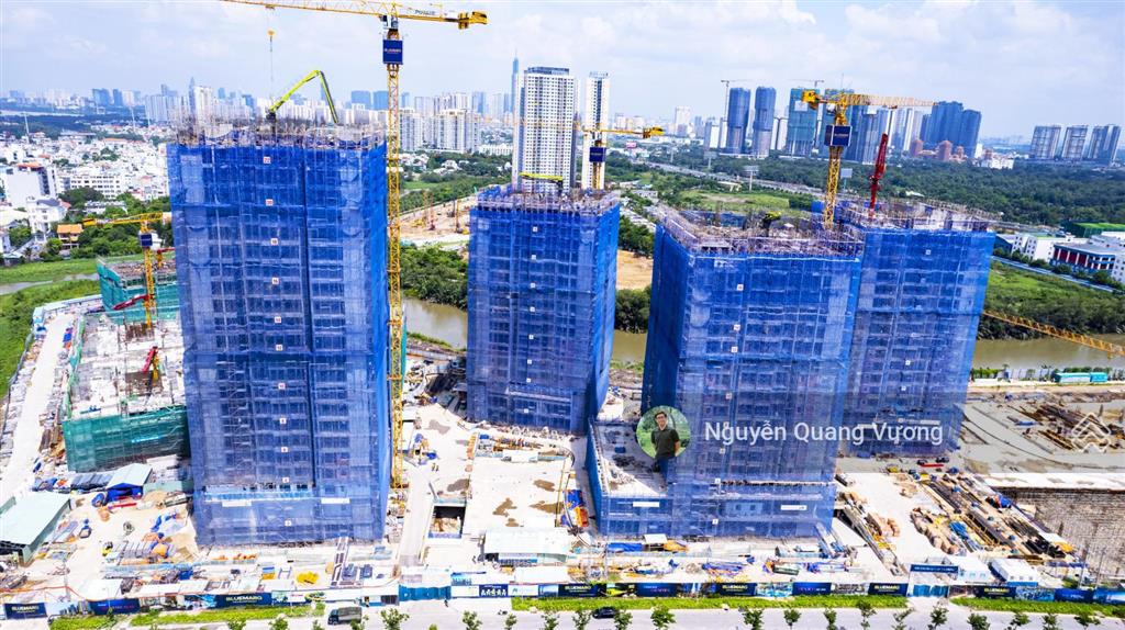 Hàng chọn lọc tầng 12  muốn tầng trung có em vương