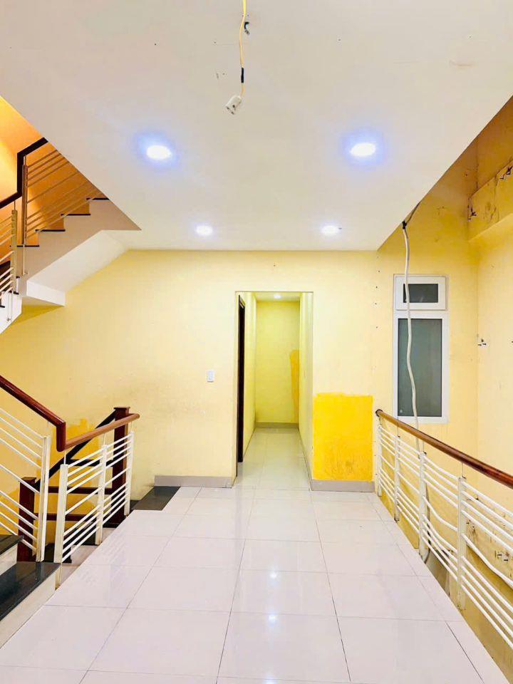 Bán nhà mặt tiền Thích Quảng Đức (số 4 ) KĐT VCN Phước Hải Nha Trang Khánh Hòa 0985451850