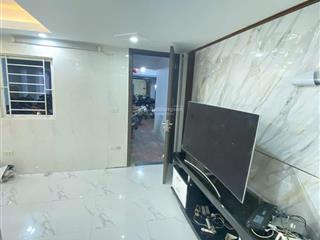 Cho thuê căn ccmn hồ ba mẫu đống đa 50m2 x 2 ngủ, 7 triệu