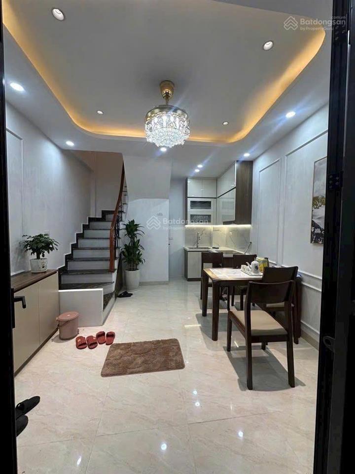 Cho thuê nhà ngõ 134 đê trần khát chân 30m2 x 4 tầng, 3 ngủ, 12.5 triệu