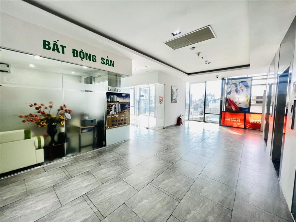 Bán căn văn phòng tại chung cư la astoria quận 2