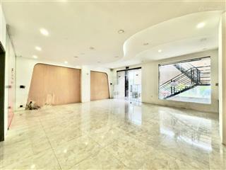 Chính chủ gửi cho thuê nhà mặt tiền 30/4, p.chánh nghĩa, 9*17m, hầmtrệt2 lầu, nhận diện cực tốt