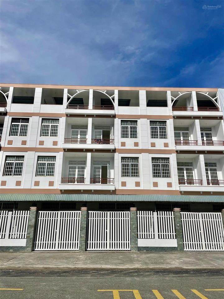 Chính chủ gửi cho thuê nhà đường hoàng văn thụ, p. chánh nghĩa  10*20m, 1 trệt 3 lầu