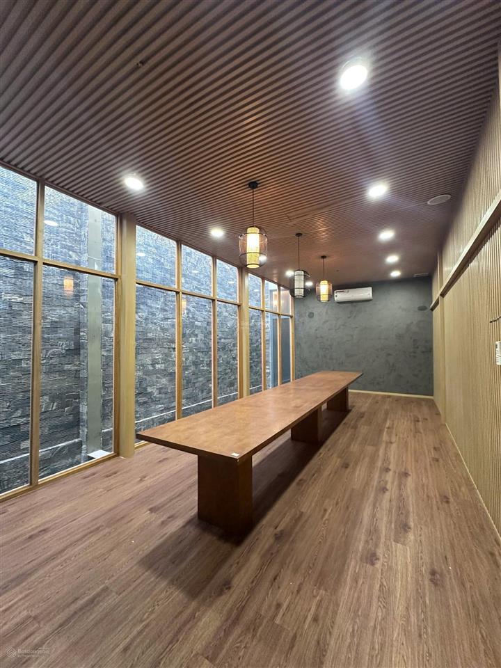 Chính chủ gửi cho thuê nhà mặt tiền 30/4, p.phú hòa, 7*35m, trệt 2 lầu  sát tòa becamex