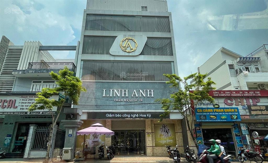 Cho thuê nhà mặt tiền cách mạng tháng 8  diện tích 10*27m, 6 tầng, thang máy  kd đa ngành nghề