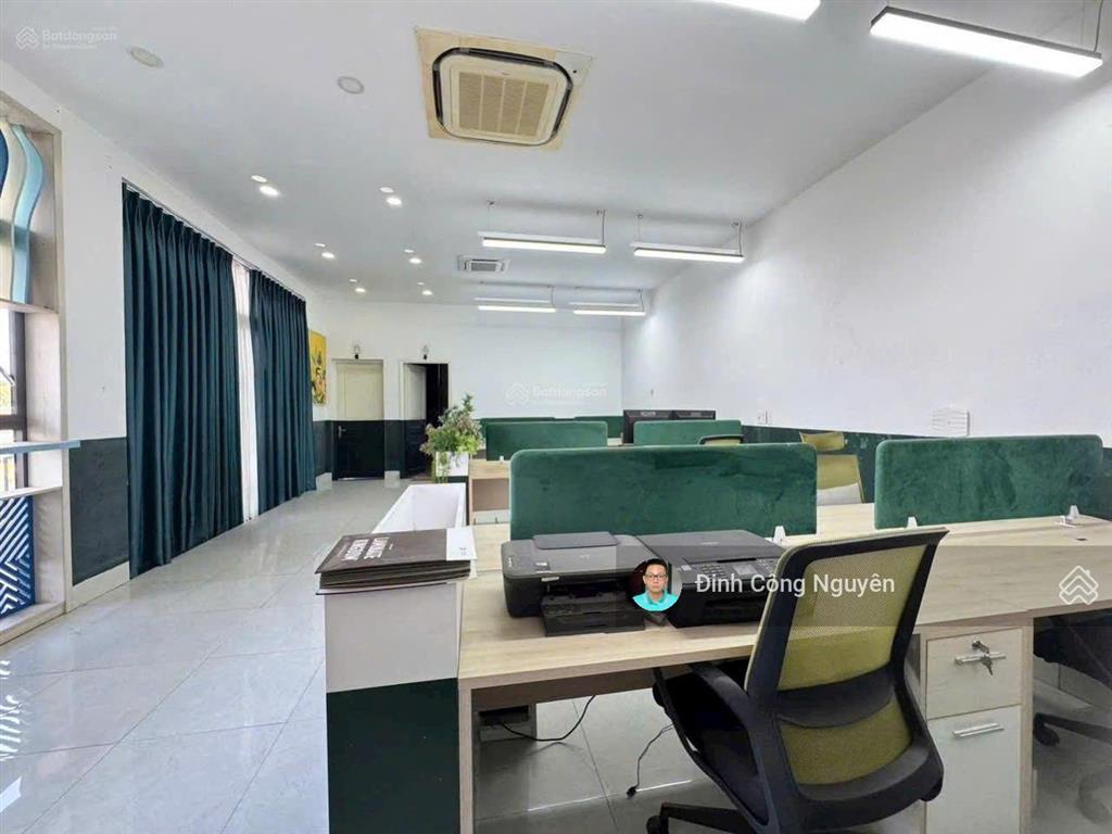 Cho thuê nhà mặt tiền phạm ngọc thạch  sangxịnmịn  hợp trụ sở công ty  thẩm mỹ viện  ....