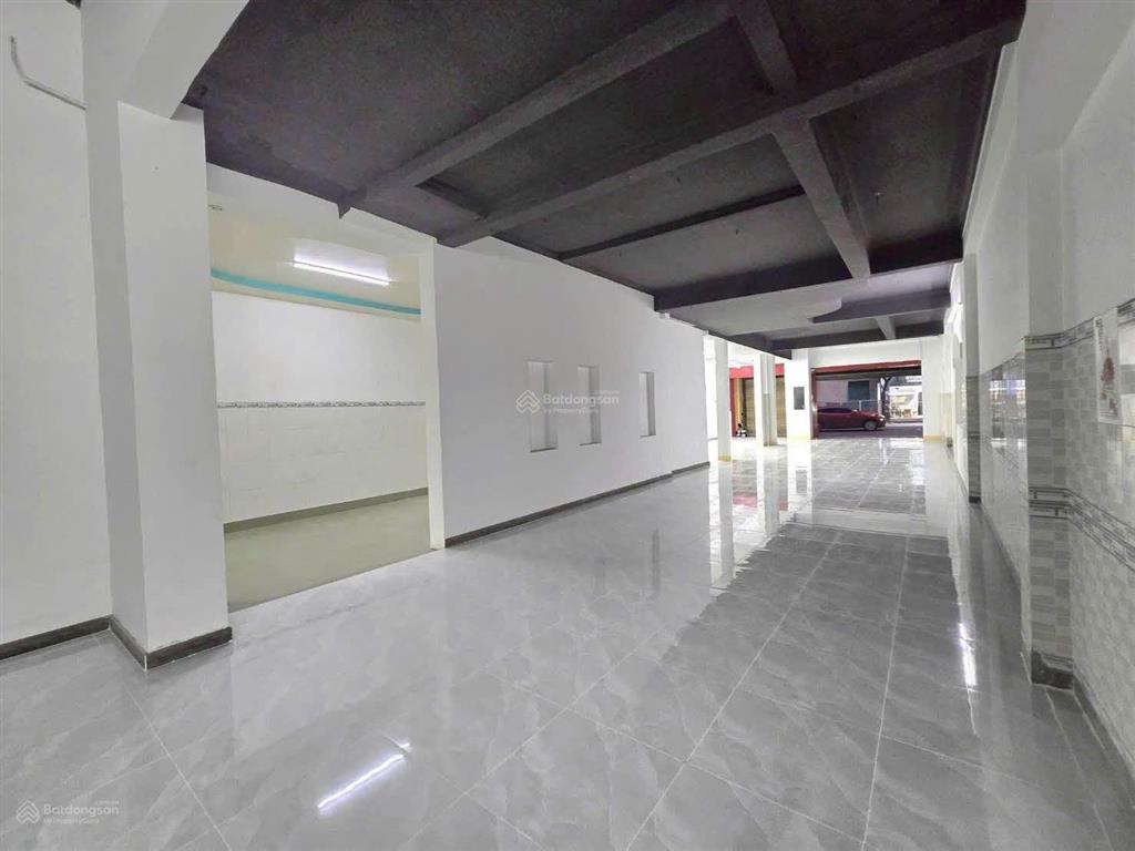 Chính chủ gửi cho thuê nhà mặt tiền cách mạng tháng 8  8*40m, 1 trệt 2 lầu, tiện kd đa ngành nghề