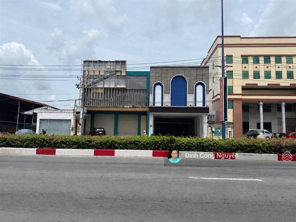 Chính chủ gửi cho thuê nhà mặt tiền đại lộ bình dương  vị trí trung tâm  dãy đẹp nhất tdm