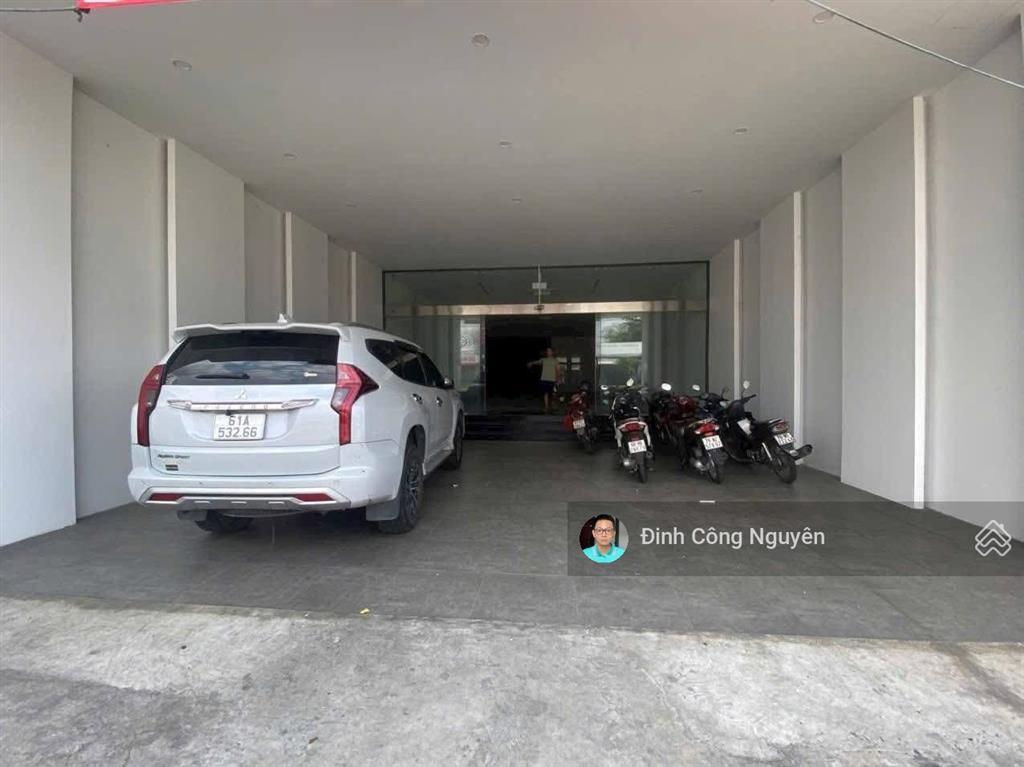 Chính chủ gửi cho thuê nhà mặt tiền đại lộ bình dương  vị trí trung tâm  dãy đẹp nhất tdm