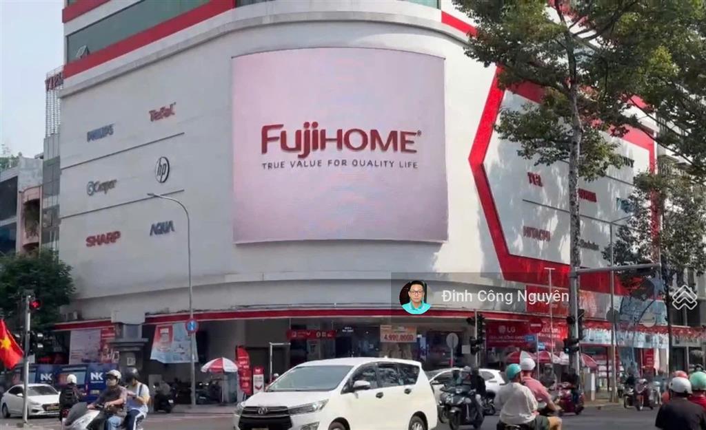 Cực đẹp! cho thuê căn góc 2 mặt tiền đường cách mạng tháng 8  nhận diện thương hiệu cực tốtttt