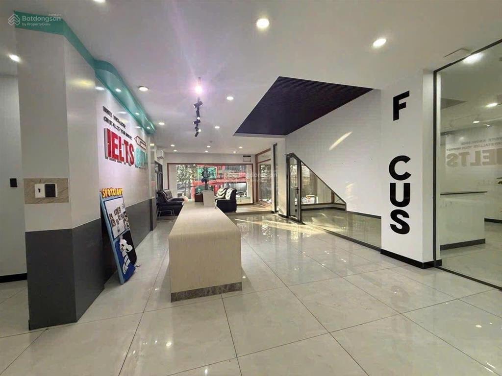 Cho thuê nhà mặt tiền thích quảng đức, p. phú lợi, 10*15m, trệt 4 lầu, có thang máy, nhà mới