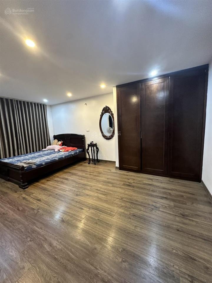 Siêu phẩm đống đa  phạm ngọc thạch  nhà đẹp long lanh  ô chờ thang máy  10m ra ô tô  tặng full