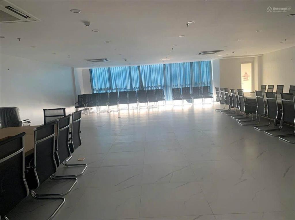 Siêu phẩm mặt phố phạm văn đồng  toà building 9 tầng  dòng tiền đỉnh 320 tr/tháng  pccc đầy đủ