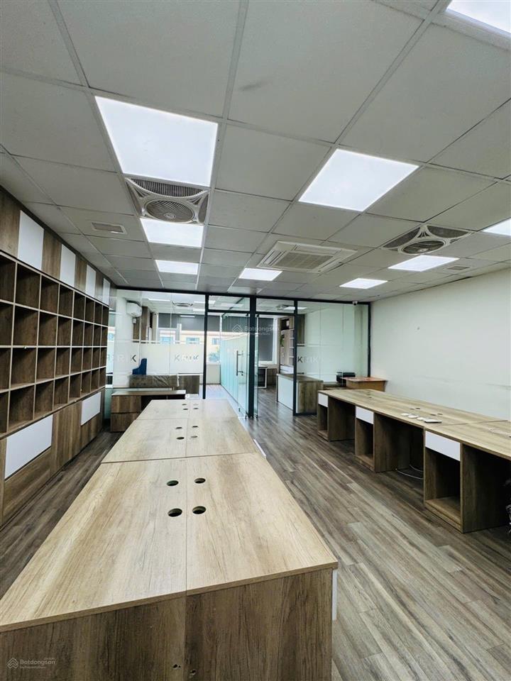 Hiếm có khó tìm! toà nhà 2 mặt phố cầu giấy  8 tầng thông sàn  thang máy  pccc đạt chuẩn  dòng