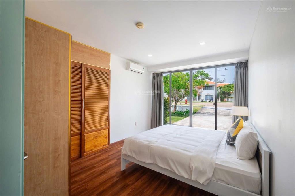 Cho thuê biệt thự 3pn, 3wc, hồ bơi riêng tại the ocean villas, đà nẵng, 76 triệu, 700m2