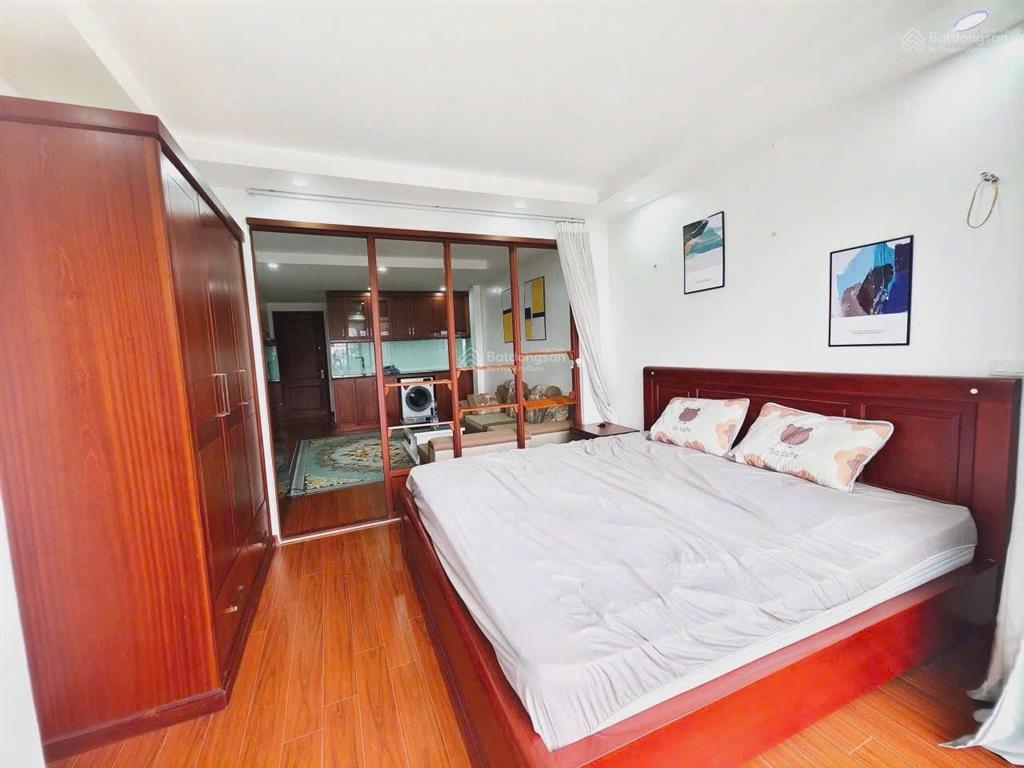 7tr 1n1k  50m2, balcon. 179 nhật chiêu, cách lotte mall 150m, vào ở luôn