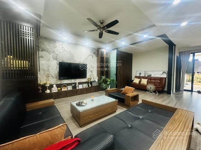 Chính chủ bán cc n4d tại 50 lê văn lương, 90 triệu/m2, 120m2 đẹp, nhiều tiện ích