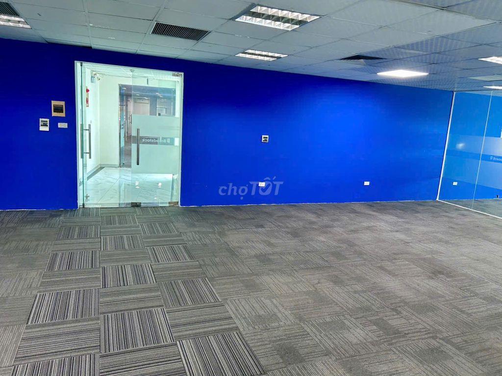 Tòa VP 12 tầng 152 Phó Đức Chính-Cửa Bắc, trống 125m2, có thể tách lẻ