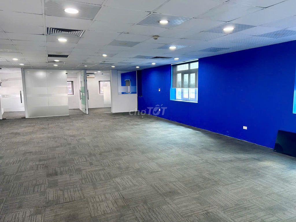 Tòa VP 12 tầng 152 Phó Đức Chính-Cửa Bắc, trống 125m2, có thể tách lẻ