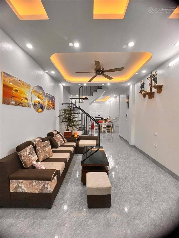 Bán nhà bán đảo linh đàm phường hoàng liệt 35m2 x 5 tầng, giá 6,75 tỷ ô tô đỗ cửa  0985 242 ***
