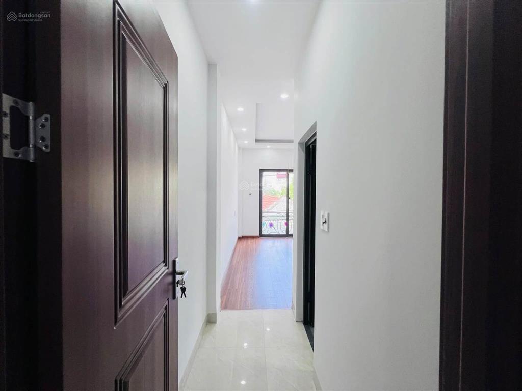 Bán nhà bán đảo linh đàm phường hoàng liệt 35m2 x 5 tầng, giá 6,75 tỷ ô tô đỗ cửa  0985 242 ***