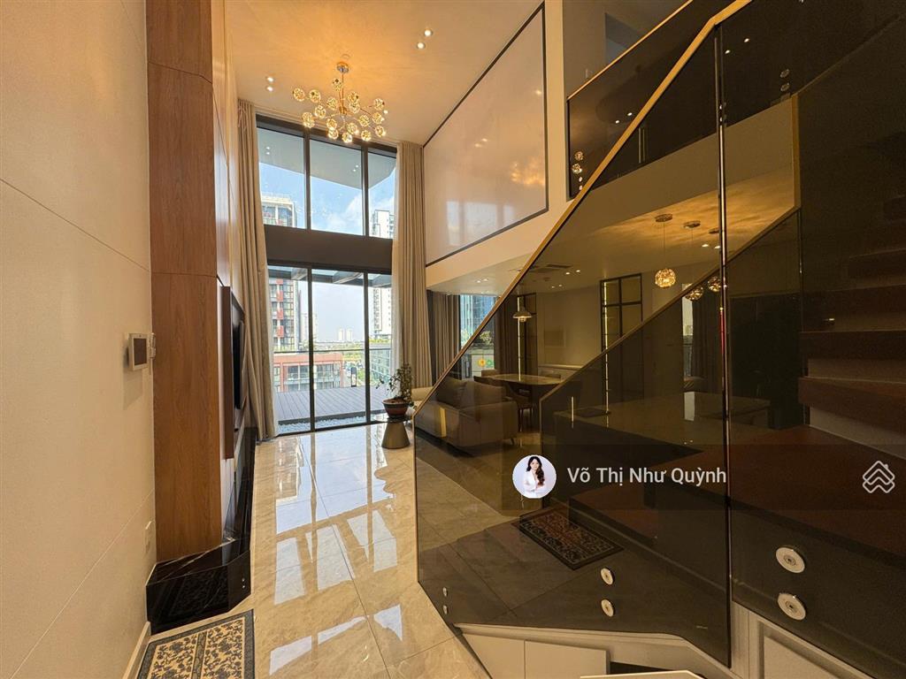 Cần cho thuê the opera residence căn loft 3pn có sân vườn  view cầu bason