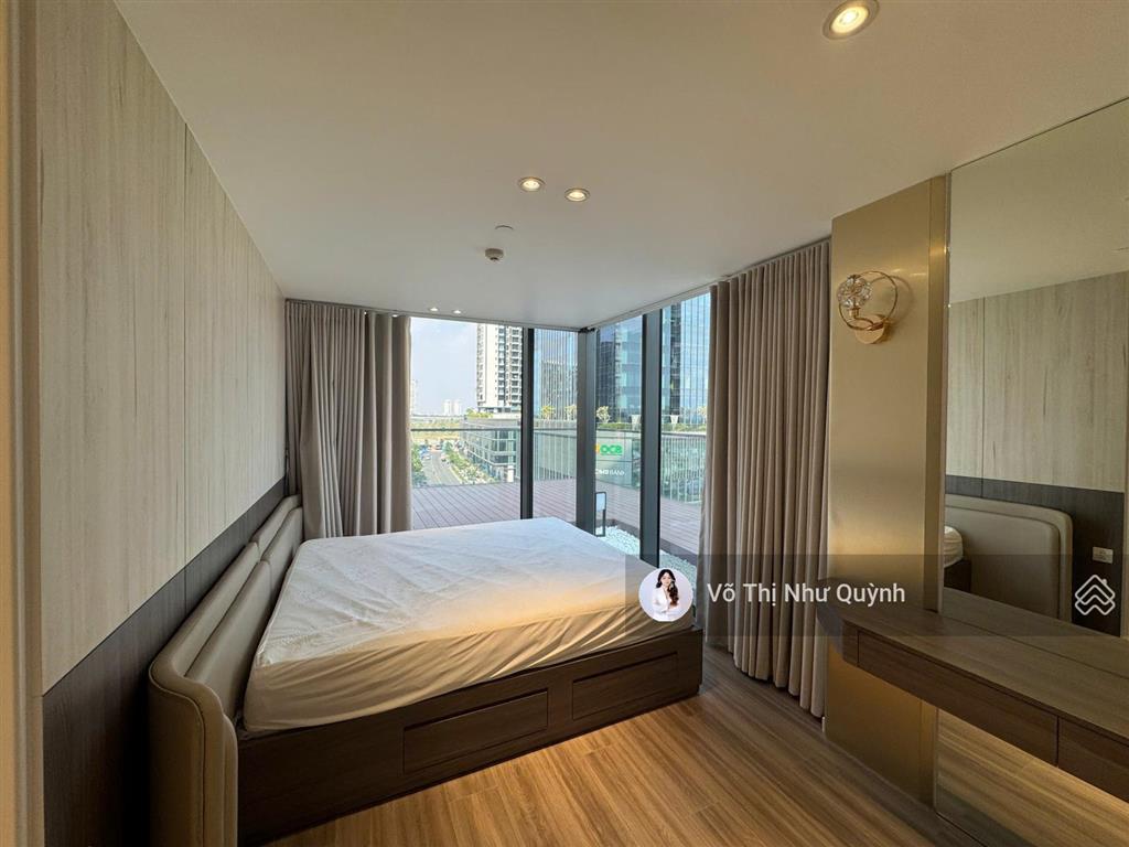 Cần cho thuê the opera residence căn loft 3pn có sân vườn  view cầu bason