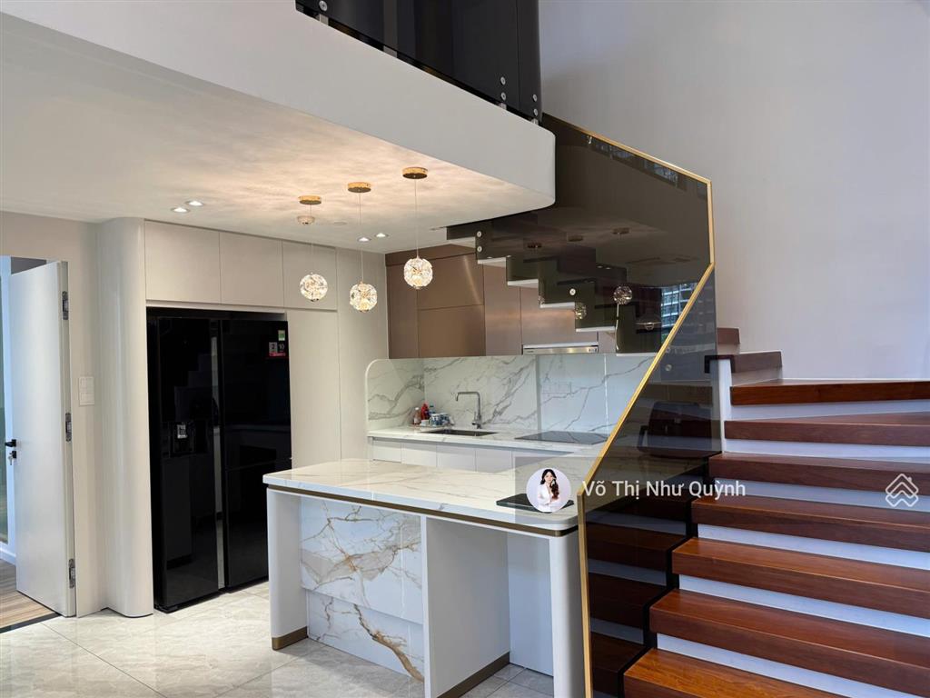 Cần cho thuê the opera residence căn loft 3pn có sân vườn  view cầu bason