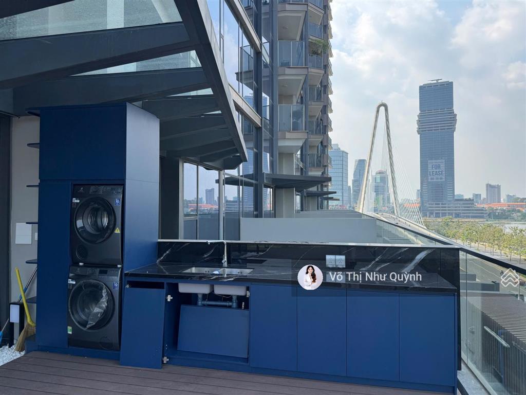 Cần cho thuê the opera residence căn loft 3pn có sân vườn  view cầu bason