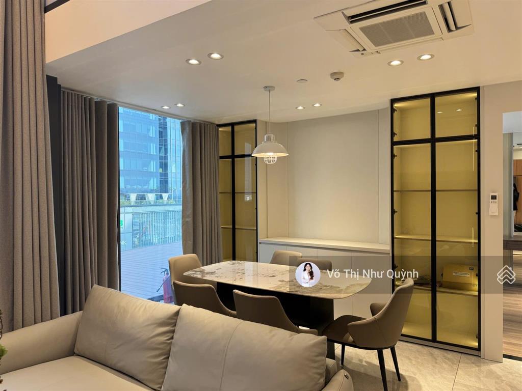 Cần cho thuê the opera residence căn loft 3pn có sân vườn  view cầu bason