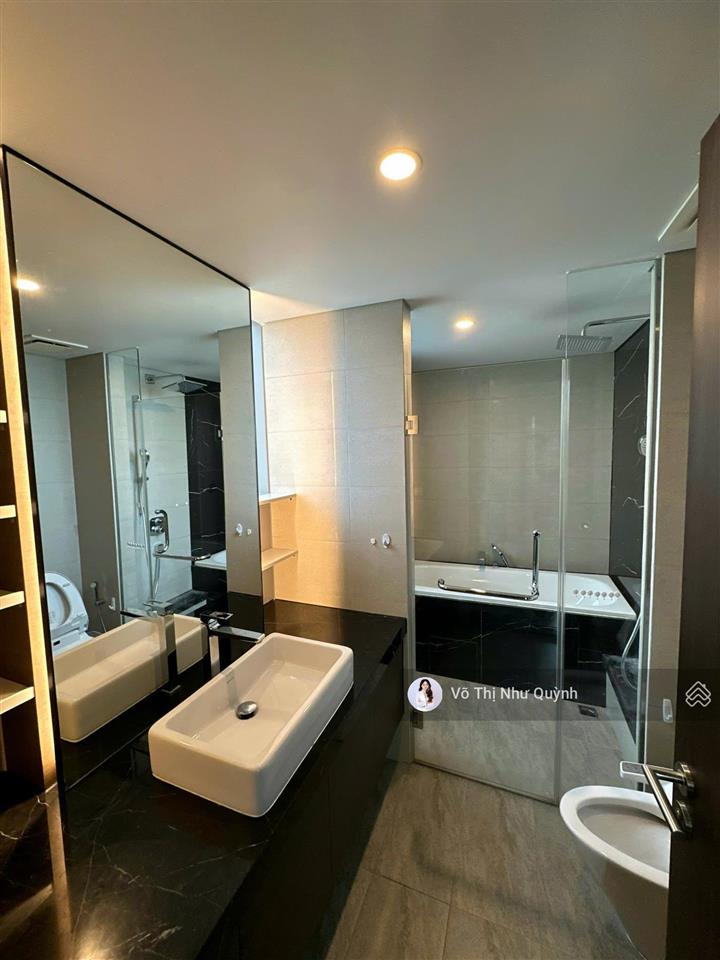 Empire city  hiếm có căn nào 3pn diện tích lớn 155m2 view pháo hoa trực diện giá chỉ 67 triệu