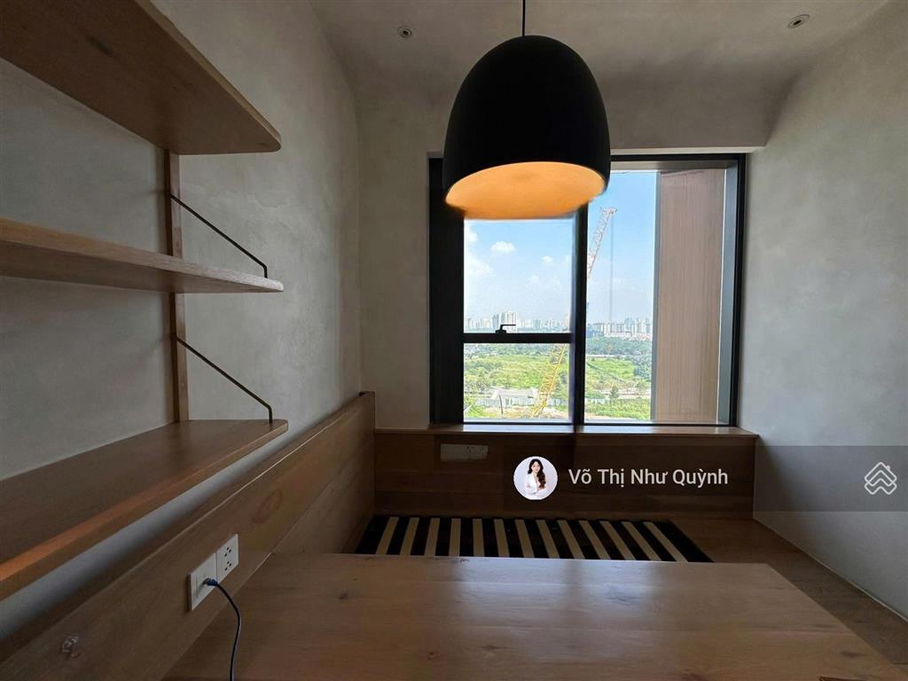 Tòa cove sang trọng empire cần cho thuê gấp căn hộ 3 phòng ngủ  view pháo hoa, đầy đủ nội thất
