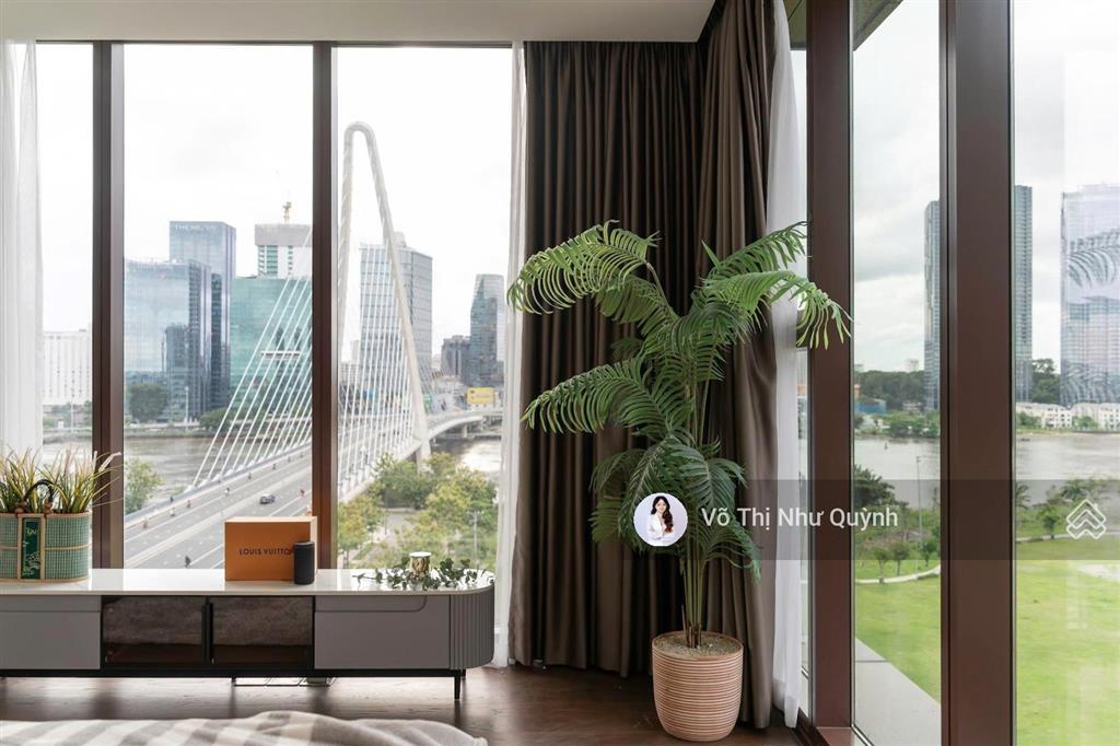 The galleria  metropole  cho thuê 4pn view sông và pháo hoa  nội thất đẹp