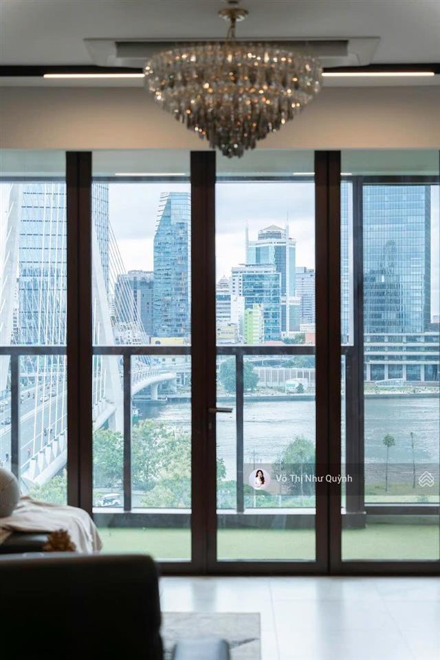 The galleria  metropole  cho thuê 4pn view sông và pháo hoa  nội thất đẹp