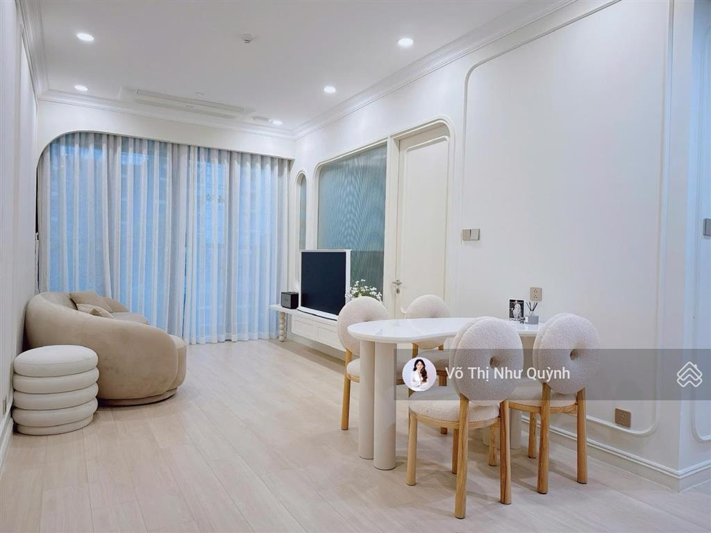 The galleria  cần cho thuê căn 1pn nội thất thiết kế đẹp  có thể vào ở ngay  giá 35 triệu