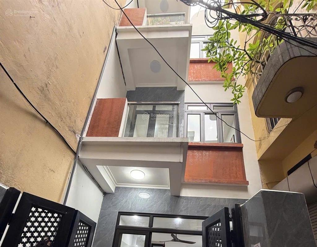 Tôi cần bán căn nhà ở đường tô hoàng
