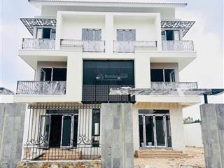 Biệt thự centa riverside  vsip chỉ 61 tr/m2 đất. kh vào 30% còn lại 70% ân hạn 18 tháng lãi gốc